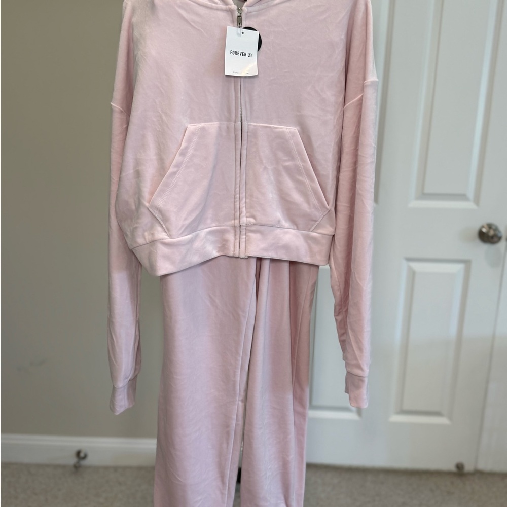 Forever 21 Light Pink Velour Zip-Up Hoodie and Jogger Set